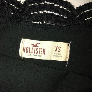 Hollister Tops - Hollister off the shoulder crop top Hollister Tops - Hollister off the shoulder crop top